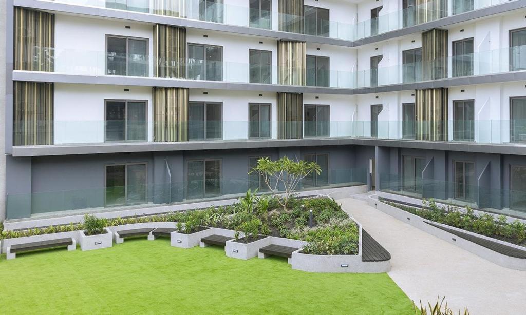 The Lennox Suites By Cozy Accra Bagian luar foto