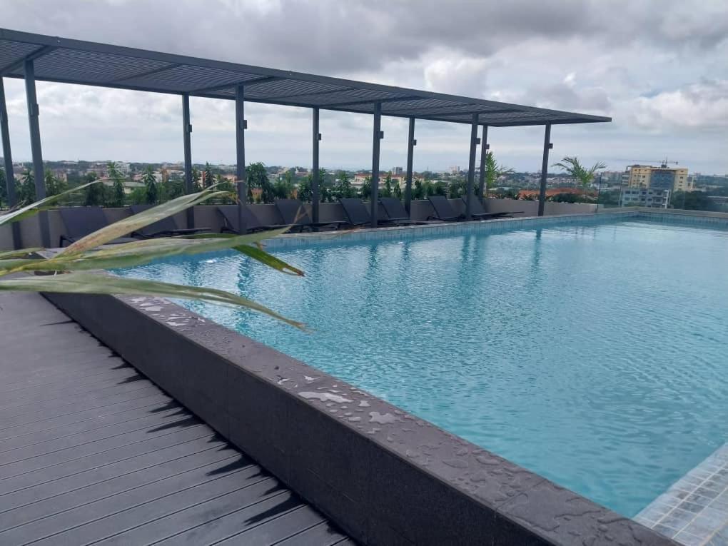 The Lennox Suites By Cozy Accra Bagian luar foto