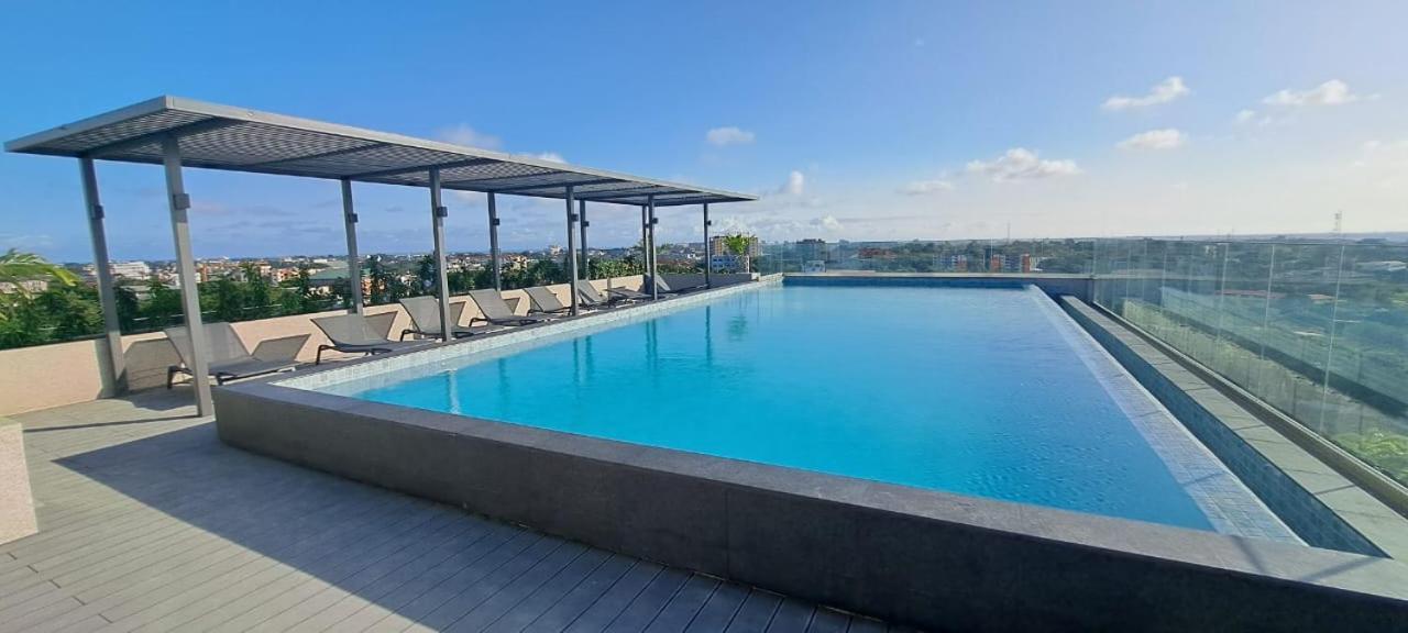 The Lennox Suites By Cozy Accra Bagian luar foto