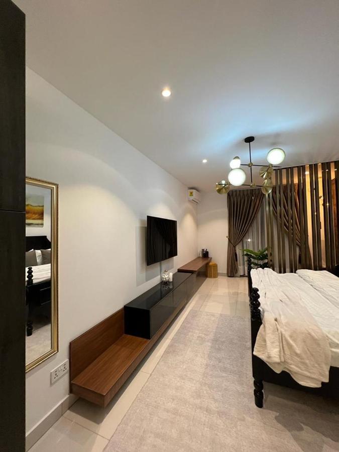 The Lennox Suites By Cozy Accra Bagian luar foto