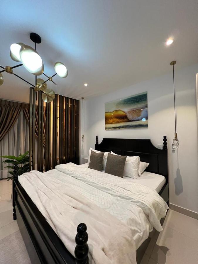 The Lennox Suites By Cozy Accra Bagian luar foto