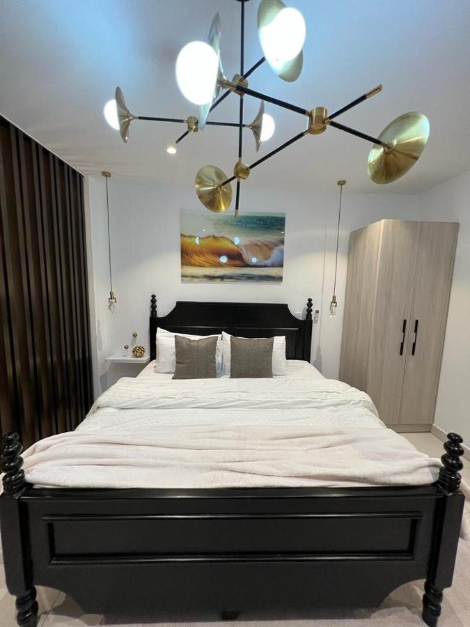 The Lennox Suites By Cozy Accra Bagian luar foto