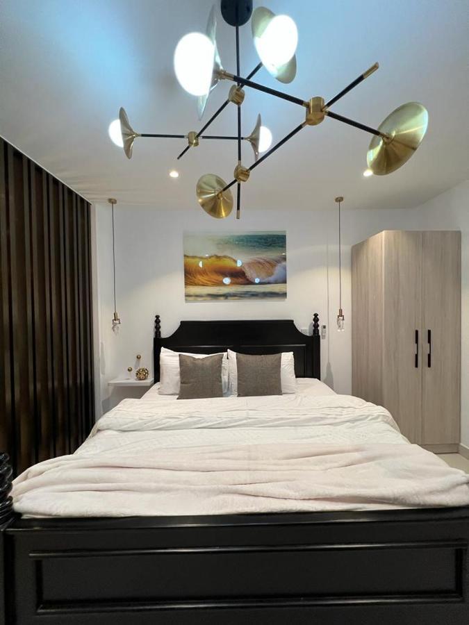The Lennox Suites By Cozy Accra Bagian luar foto