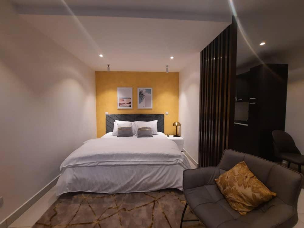 The Lennox Suites By Cozy Accra Bagian luar foto