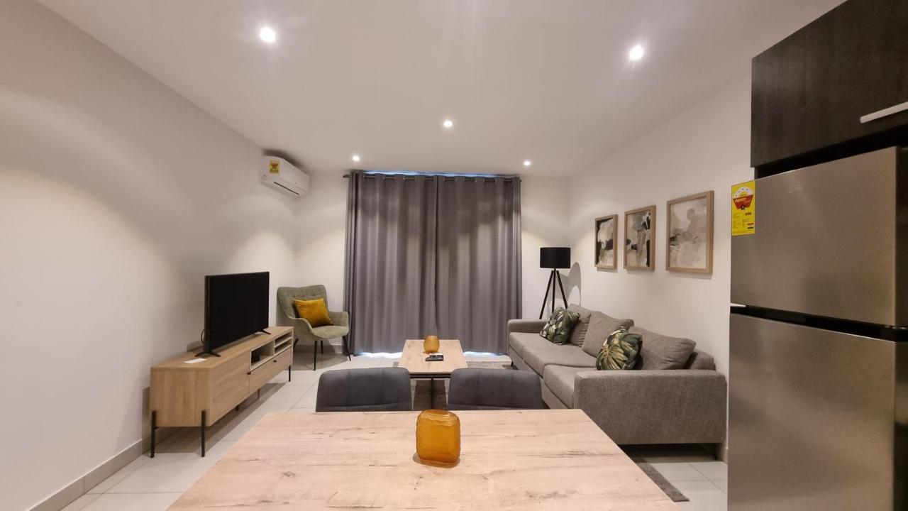 The Lennox Suites By Cozy Accra Bagian luar foto
