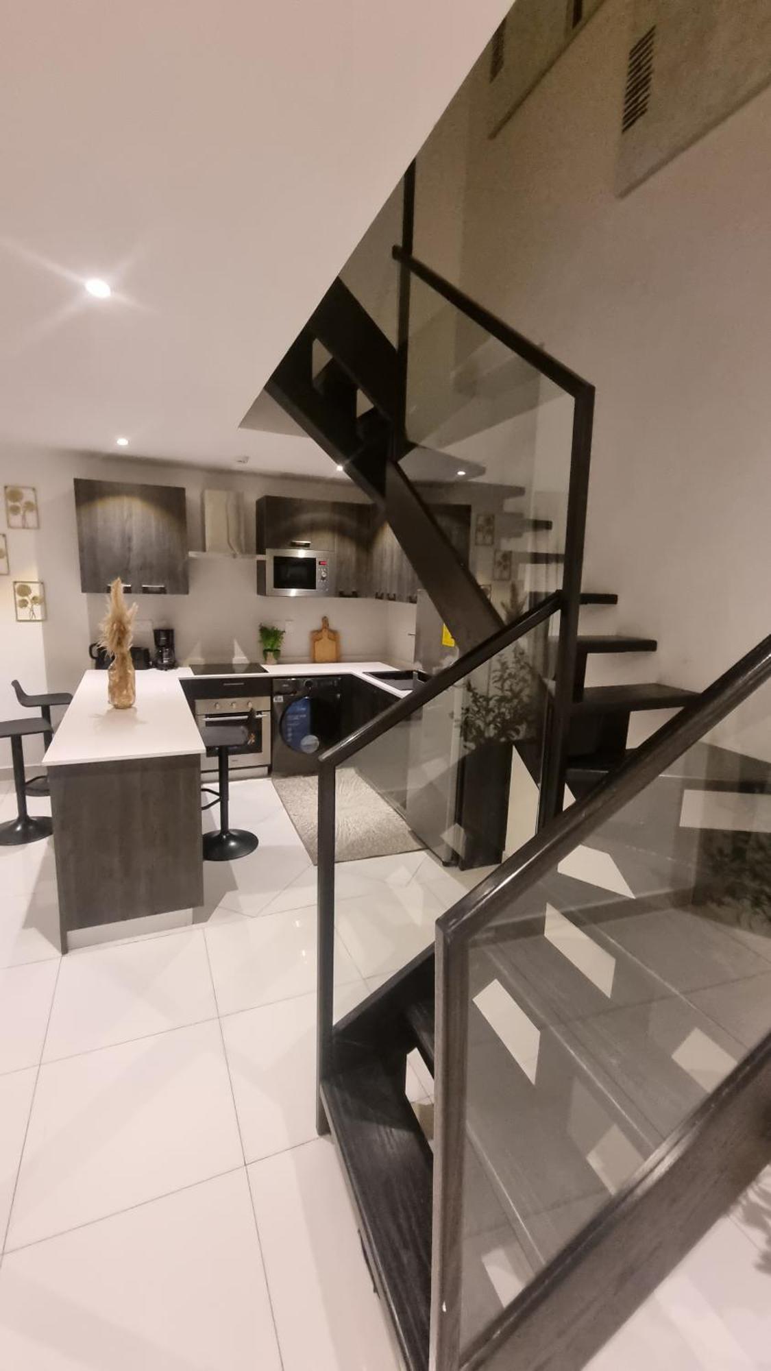 The Lennox Suites By Cozy Accra Bagian luar foto